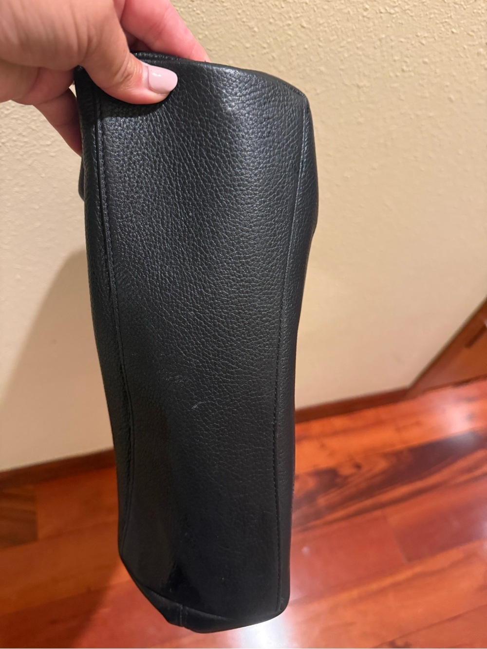 kate spade Black Pebbled Leather Tote with Gold Logo - Picture 5 of 6